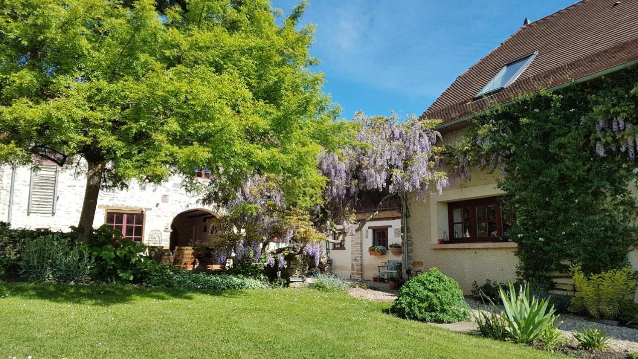 Chambres D'Hotes Secret Pyrenees Lasseube Exterior photo